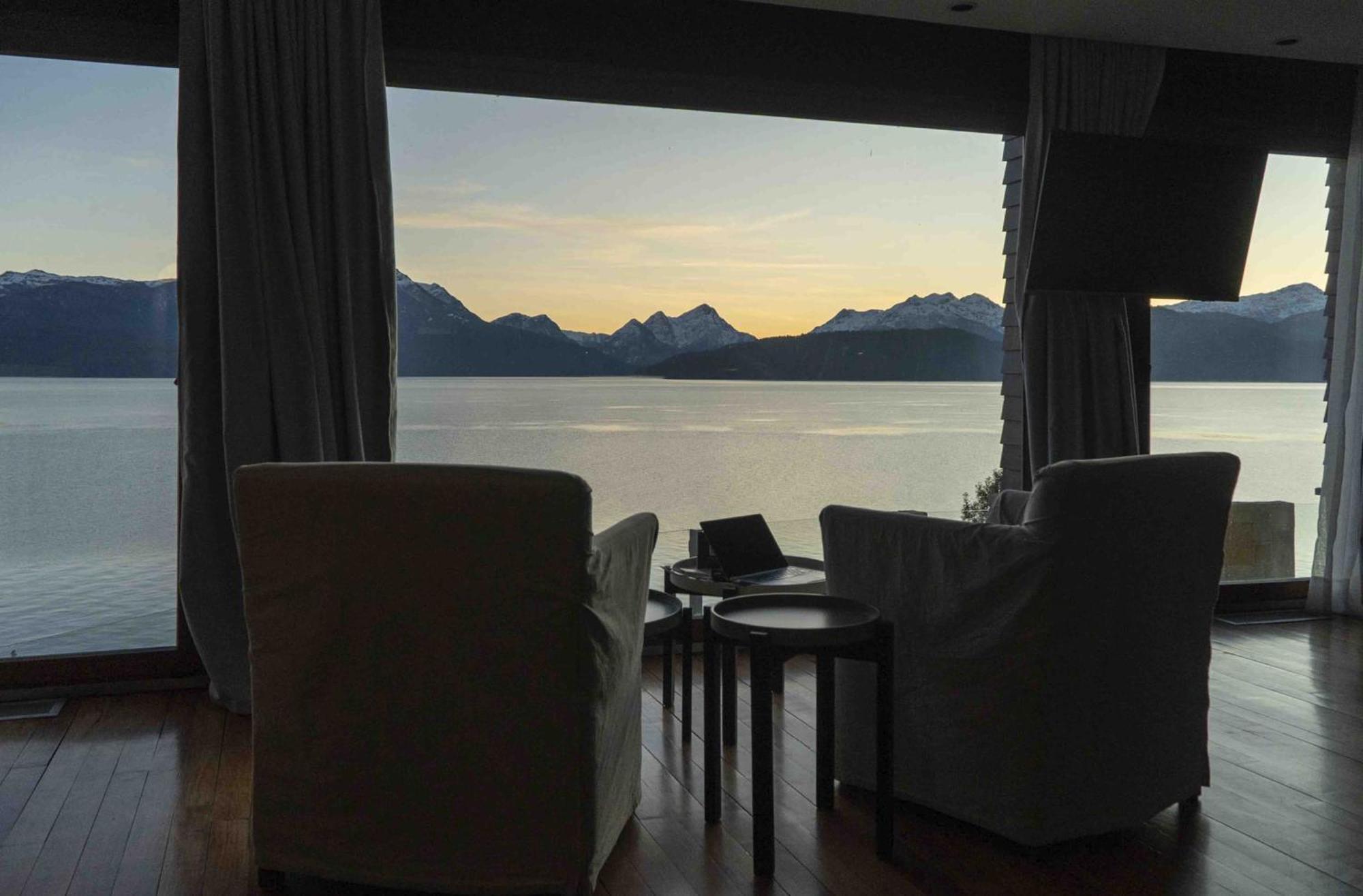 Deluxe Double Room Lake View